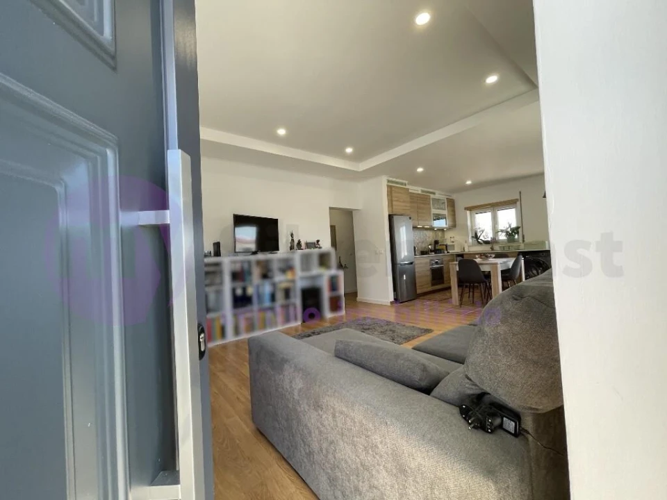 Moradia T2 para Venda em Peral Foto 19