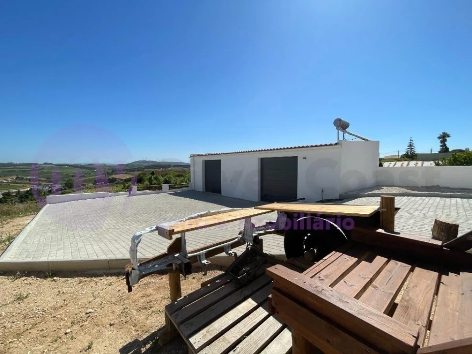 Moradia T2 para Venda em Peral Foto 44