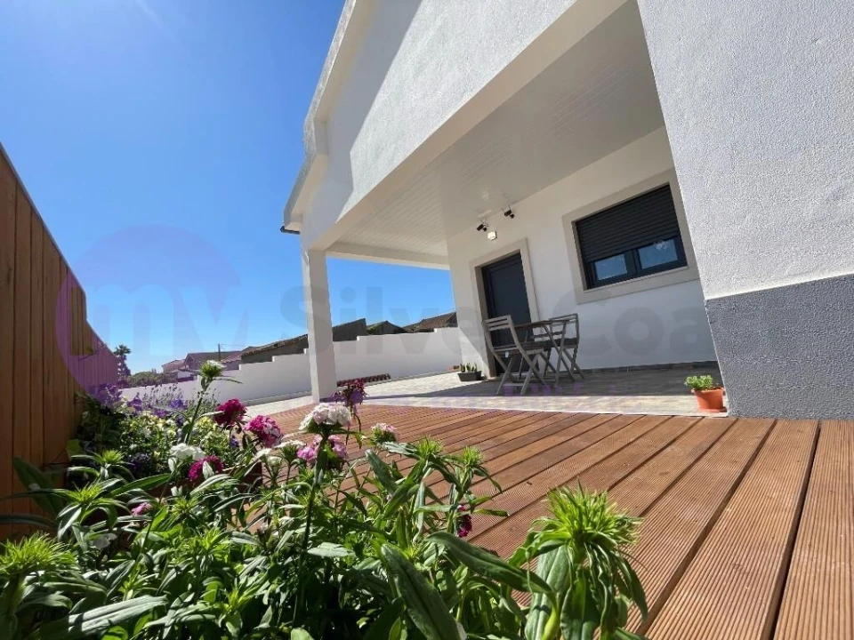 Moradia T2 para Venda em Peral Foto 35