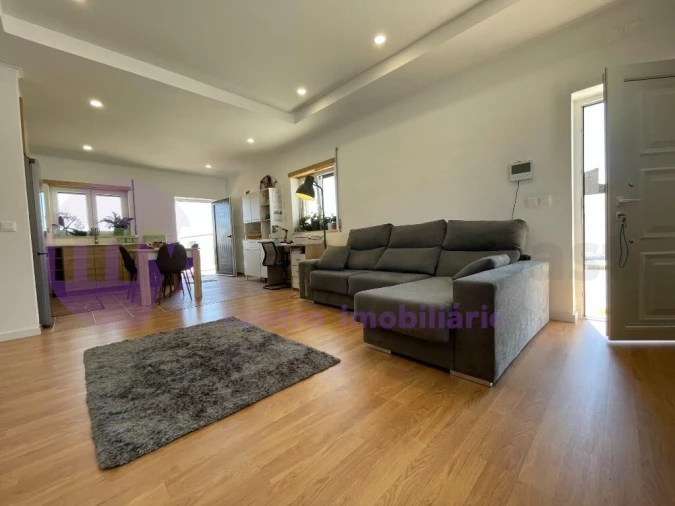 Moradia T2 para Venda em Peral Foto 15