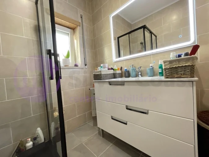 Moradia T2 para Venda em Peral Foto 29