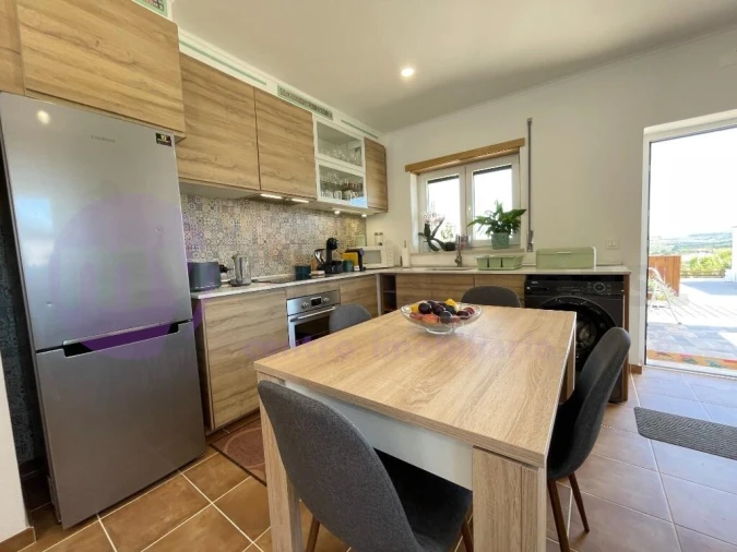 Moradia T2 para Venda em Peral Foto 9