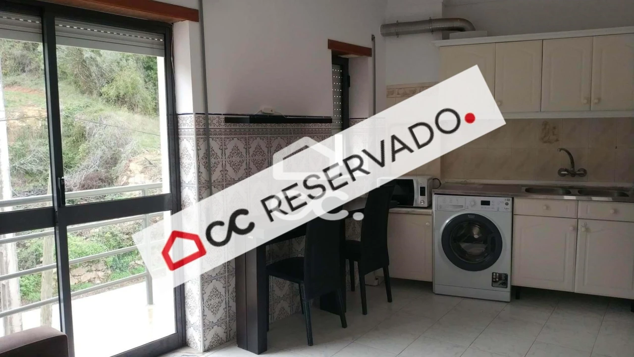 Apartamento T1 para Arrendamento em Santa Clara e Castelo Viegas Foto 1