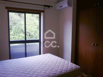Apartamento T1 para Arrendamento em Santa Clara e Castelo Viegas