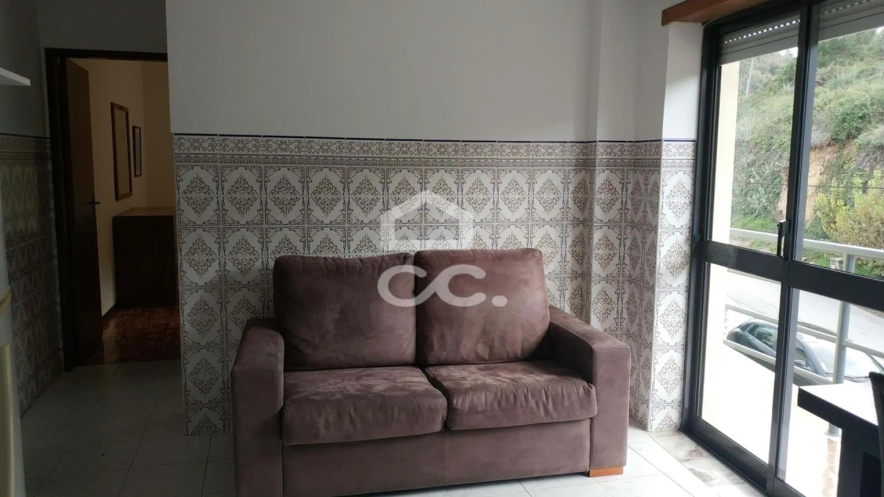 Apartamento T1 para Arrendamento em Santa Clara e Castelo Viegas Foto 4