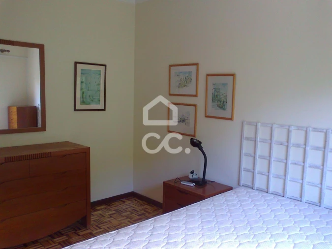 Apartamento T1 para Arrendamento em Santa Clara e Castelo Viegas Foto 9