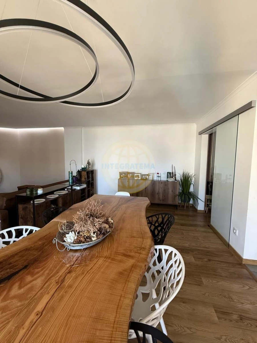 Apartamento T3 para Venda em Portimão Foto 4