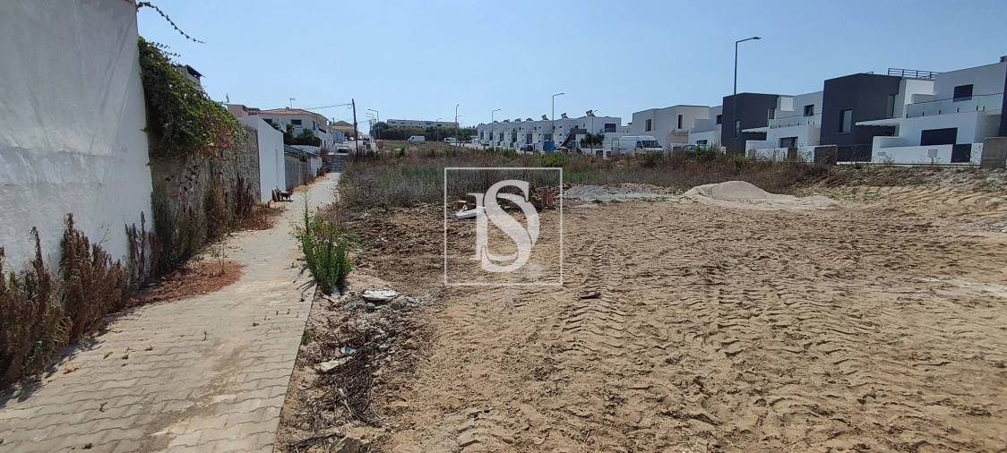 Terreno para Venda em Atouguia da Baleia Foto 9