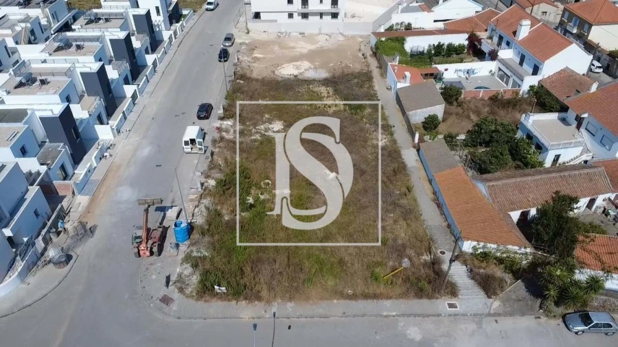 Terreno para Venda em Atouguia da Baleia Foto 4