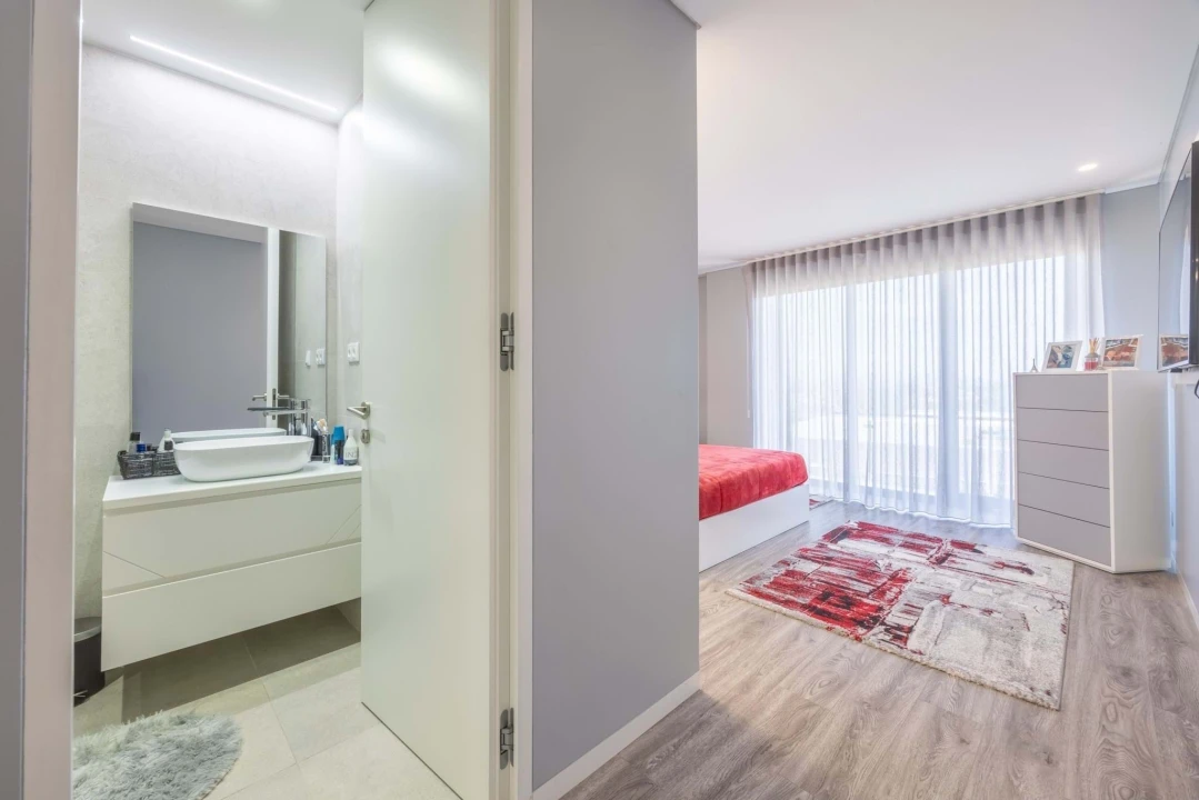 Moradia T5 para Venda em Gondomar (São Cosme), Valbom e Jovim Foto 36