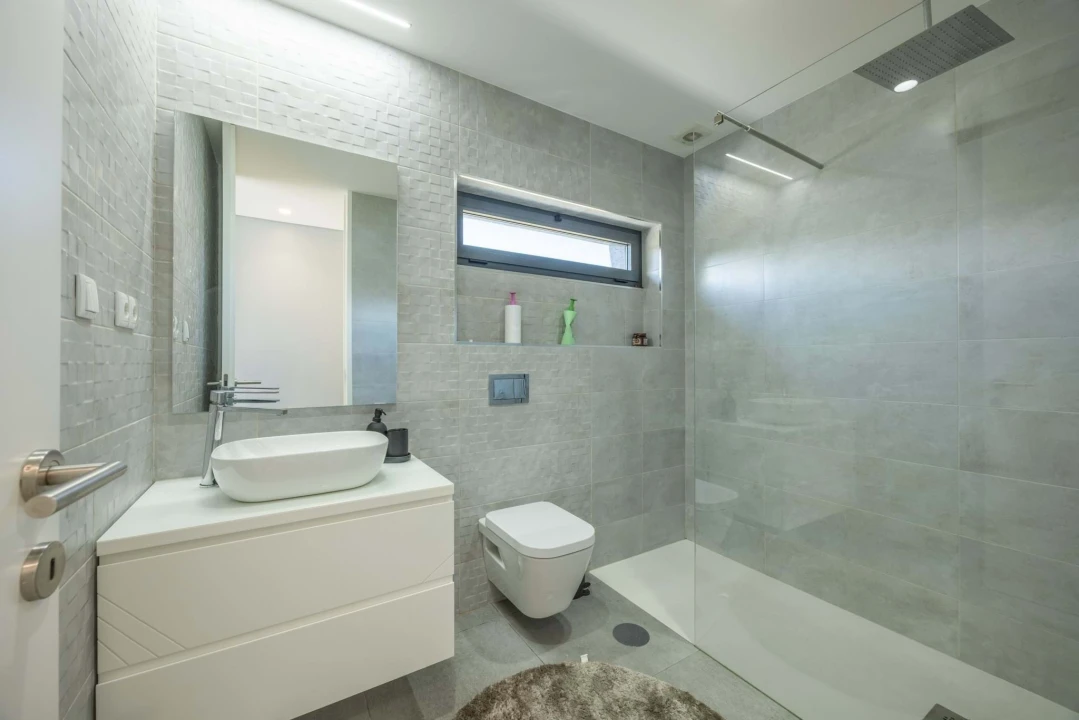 Moradia T5 para Venda em Gondomar (São Cosme), Valbom e Jovim Foto 44