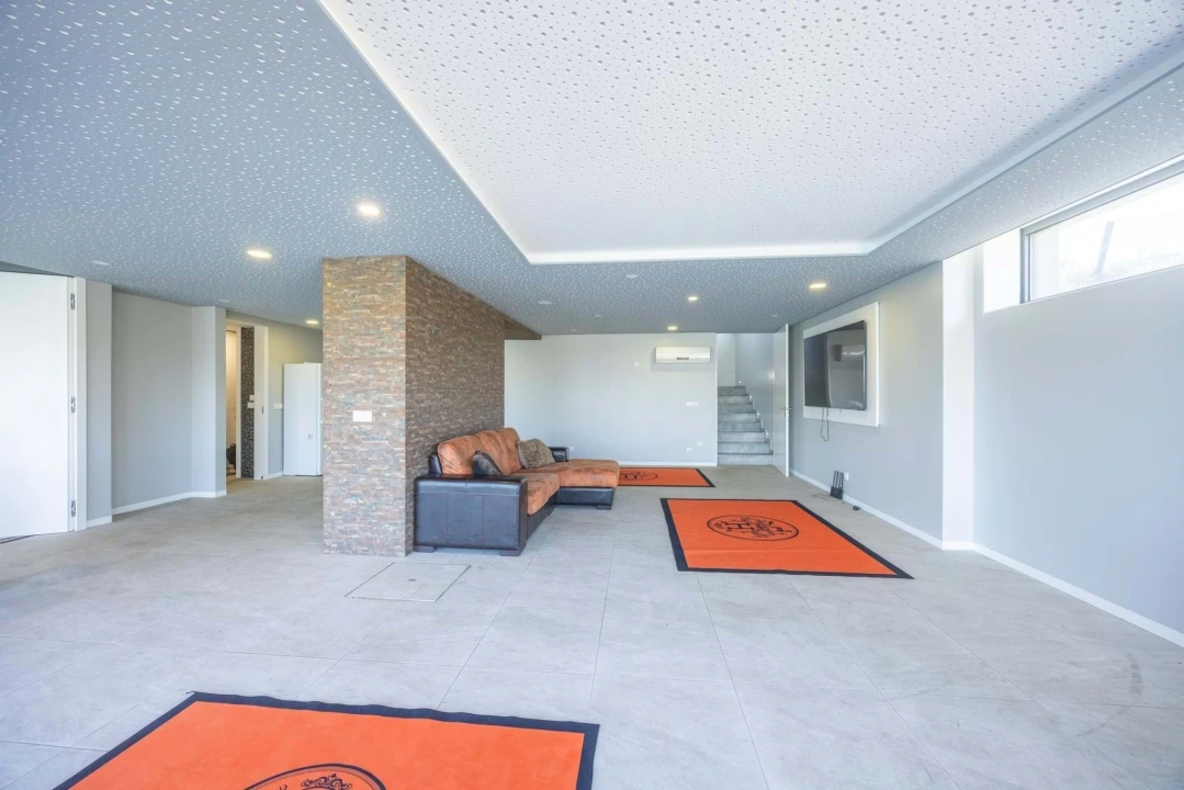 Moradia T5 para Venda em Gondomar (São Cosme), Valbom e Jovim Foto 50