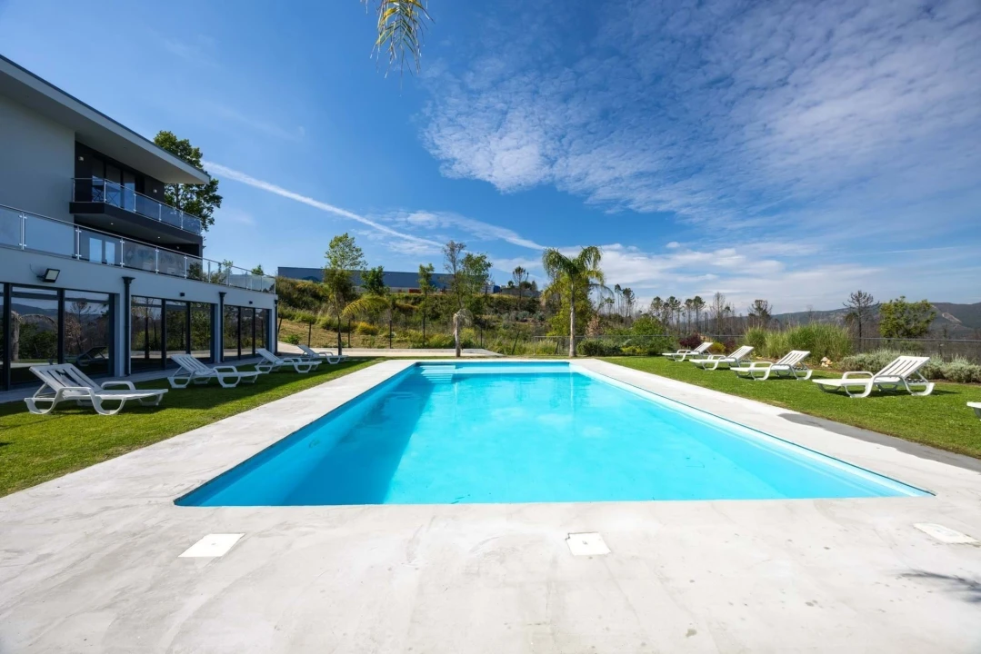 Moradia T5 para Venda em Gondomar (São Cosme), Valbom e Jovim Foto 2