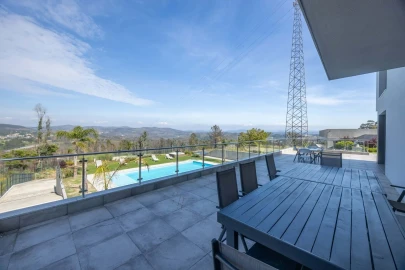 Moradia T5 para Venda em Gondomar (São Cosme), Valbom e Jovim