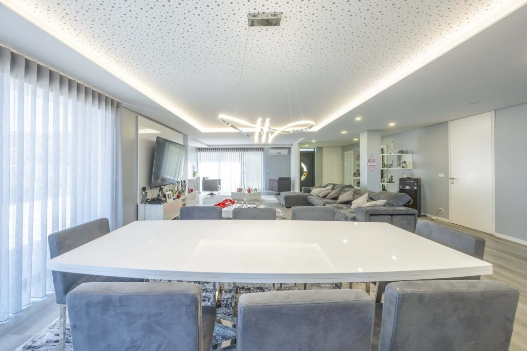 Moradia T5 para Venda em Gondomar (São Cosme), Valbom e Jovim Foto 24