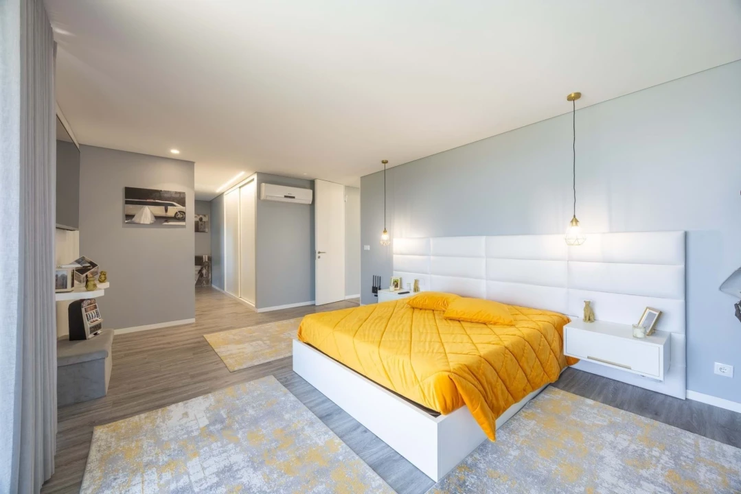 Moradia T5 para Venda em Gondomar (São Cosme), Valbom e Jovim Foto 8