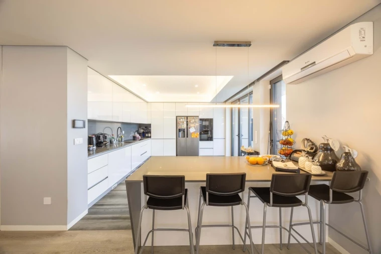 Moradia T5 para Venda em Gondomar (São Cosme), Valbom e Jovim Foto 6