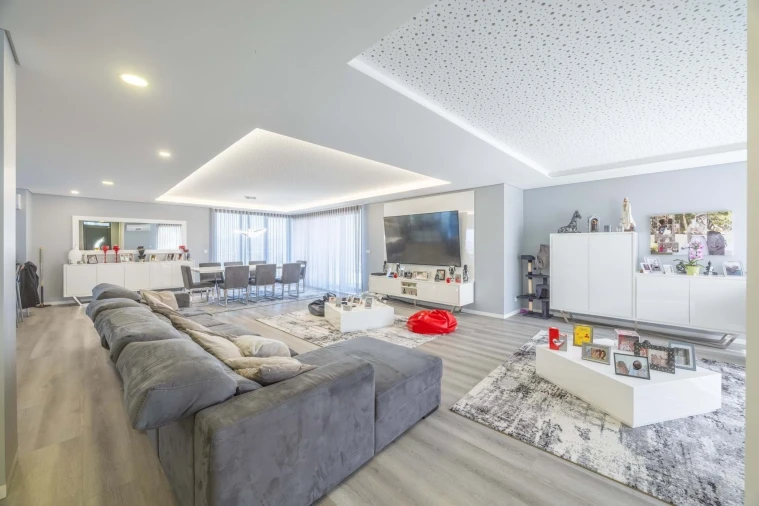 Moradia T5 para Venda em Gondomar (São Cosme), Valbom e Jovim Foto 23