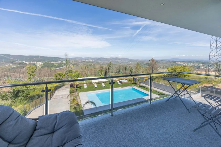 Moradia T5 para Venda em Gondomar (São Cosme), Valbom e Jovim Foto 31