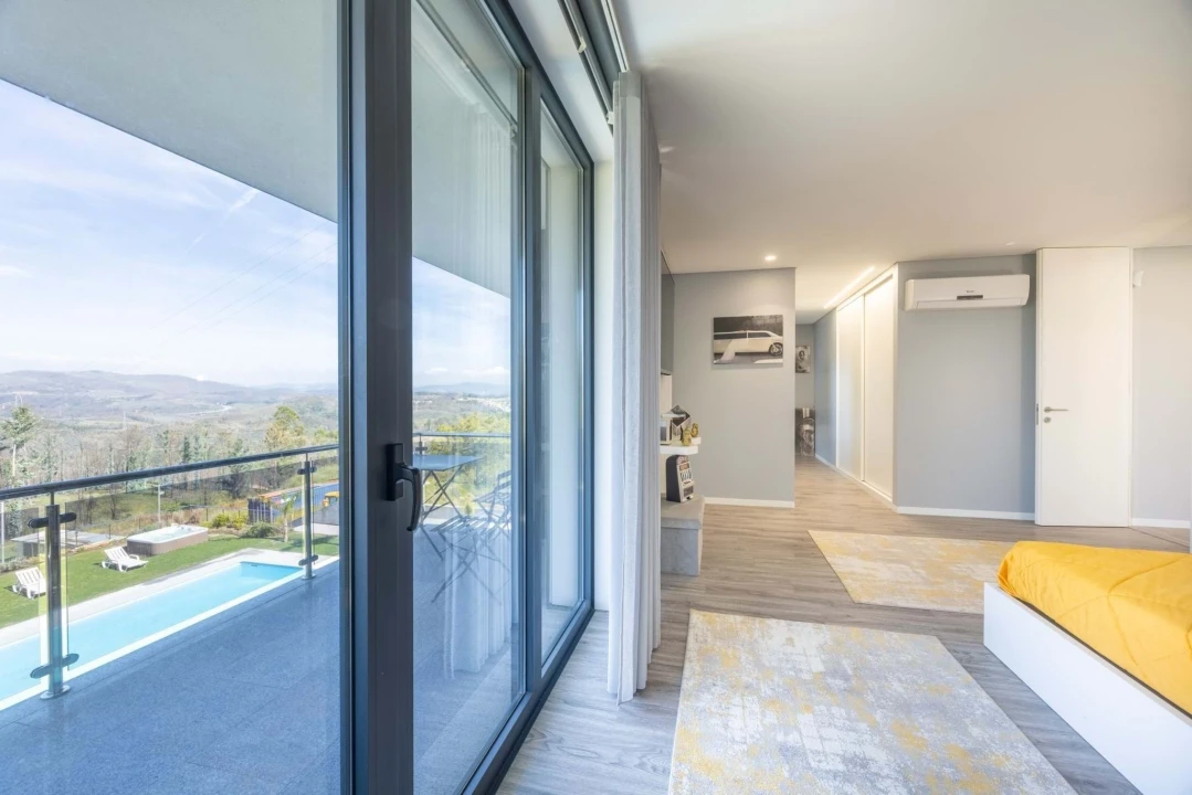 Moradia T5 para Venda em Gondomar (São Cosme), Valbom e Jovim Foto 30