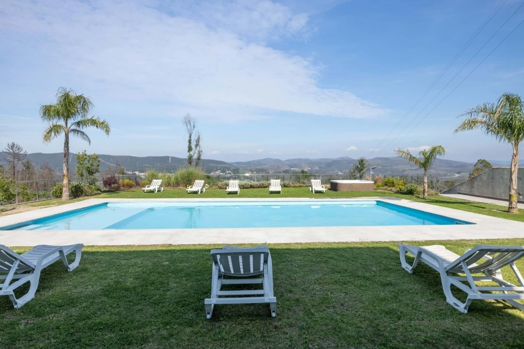 Moradia T5 para Venda em Gondomar (São Cosme), Valbom e Jovim Foto 12