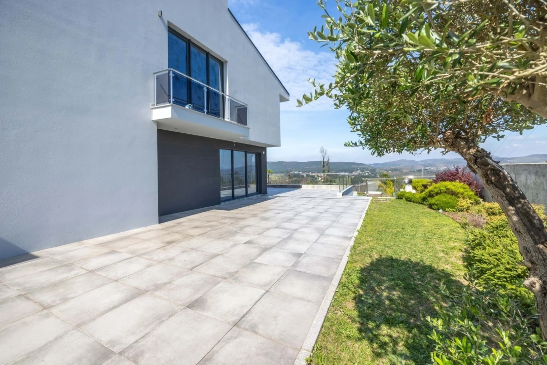 Moradia T5 para Venda em Gondomar (São Cosme), Valbom e Jovim Foto 61