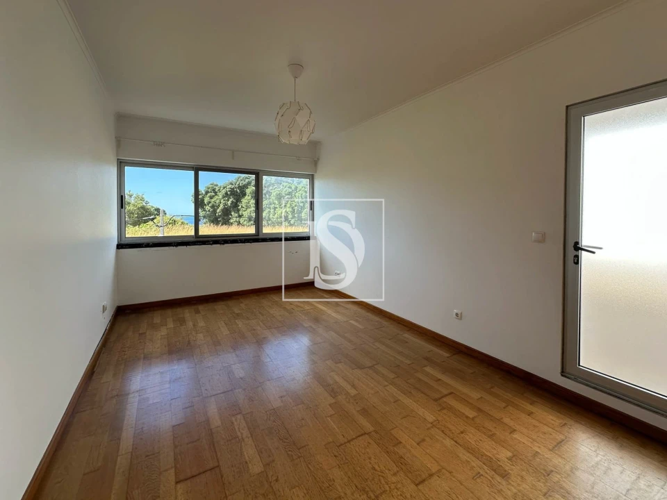 Apartamento T3 para Venda em Agua de Alto Foto 11