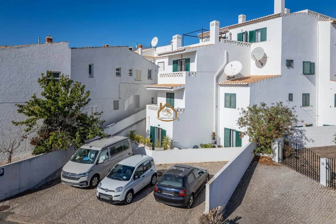 Apartamento T1 para Venda em Luz Foto 30