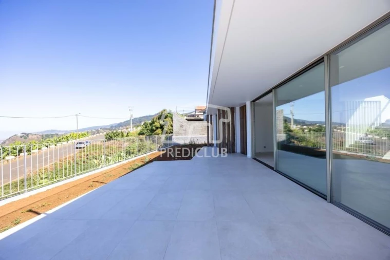 Moradia T3 para Venda em Canhas Foto 37