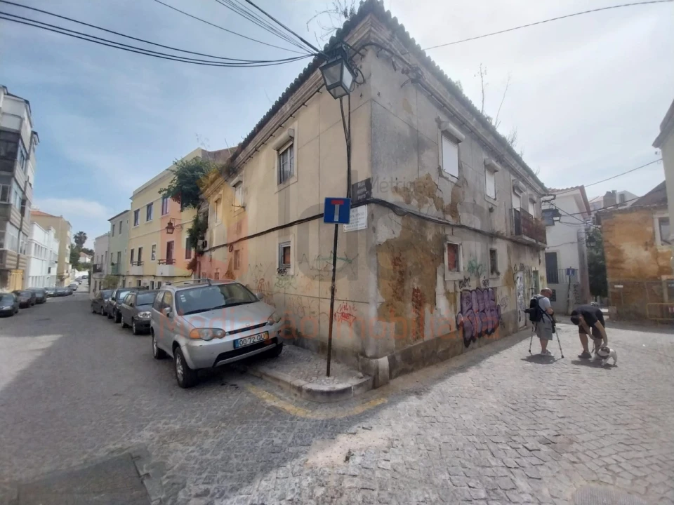 Prédio para Venda em Almada, Cova da Piedade, Pragal e Cacilhas Foto 2