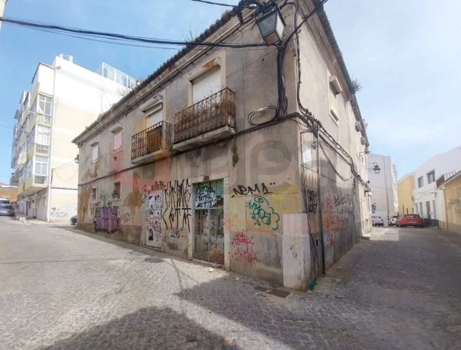 Prédio para Venda em Almada, Cova da Piedade, Pragal e Cacilhas Foto 6