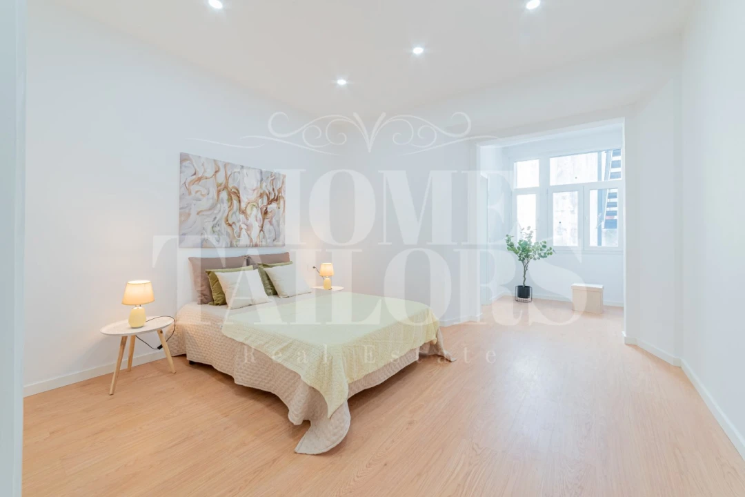 Apartamento T3 para Venda em Benfica Foto 1