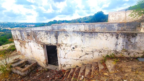Moradia T0 para Venda em Loule (São Sebastião)