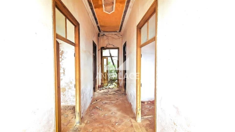 Moradia T0 para Venda em Loule (São Sebastião)