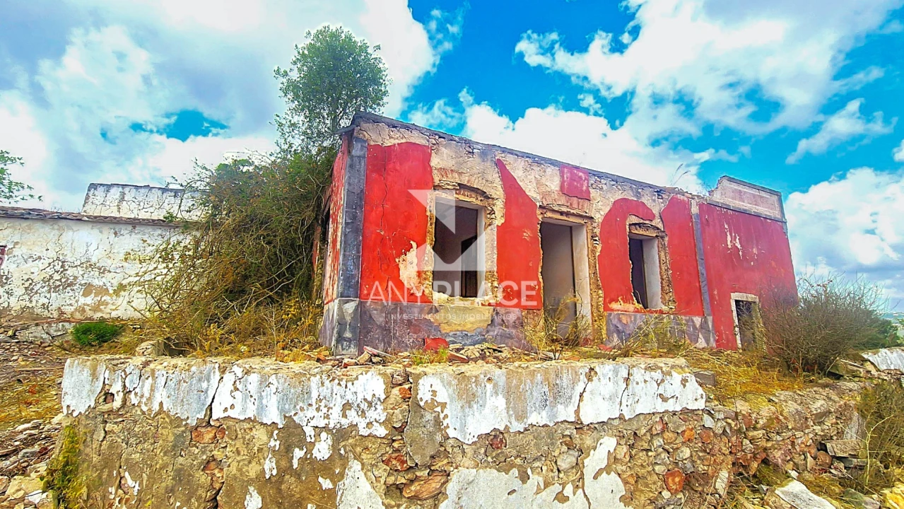 Moradia T0 para Venda em Loule (São Sebastião) Foto 1