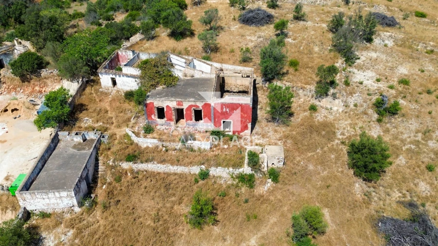 Moradia T0 para Venda em Loule (São Sebastião) Foto 29