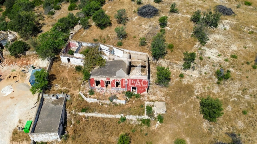 Moradia T0 para Venda em Loule (São Sebastião) Foto 27