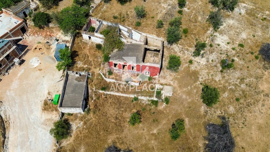 Moradia T0 para Venda em Loule (São Sebastião) Foto 28
