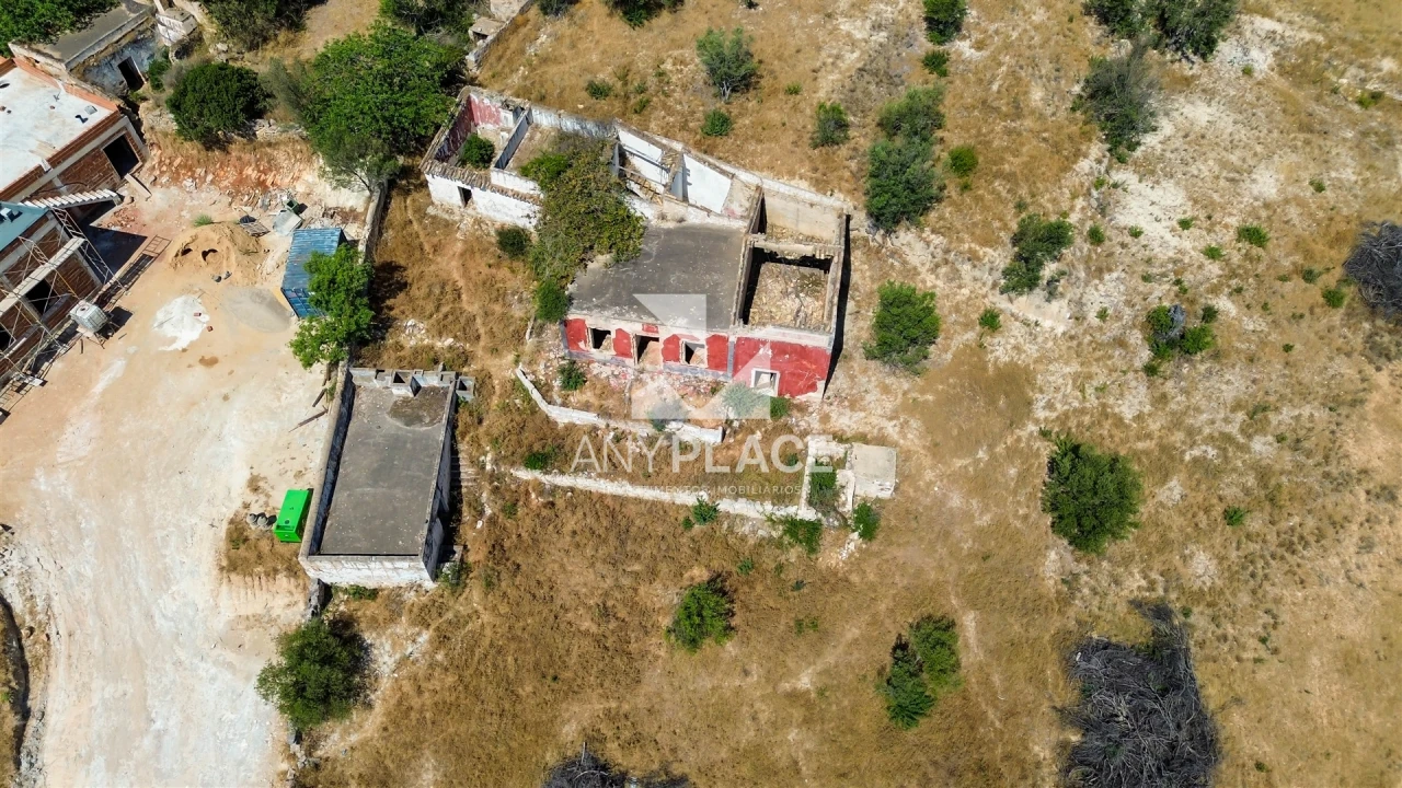 Moradia T0 para Venda em Loule (São Sebastião) Foto 28