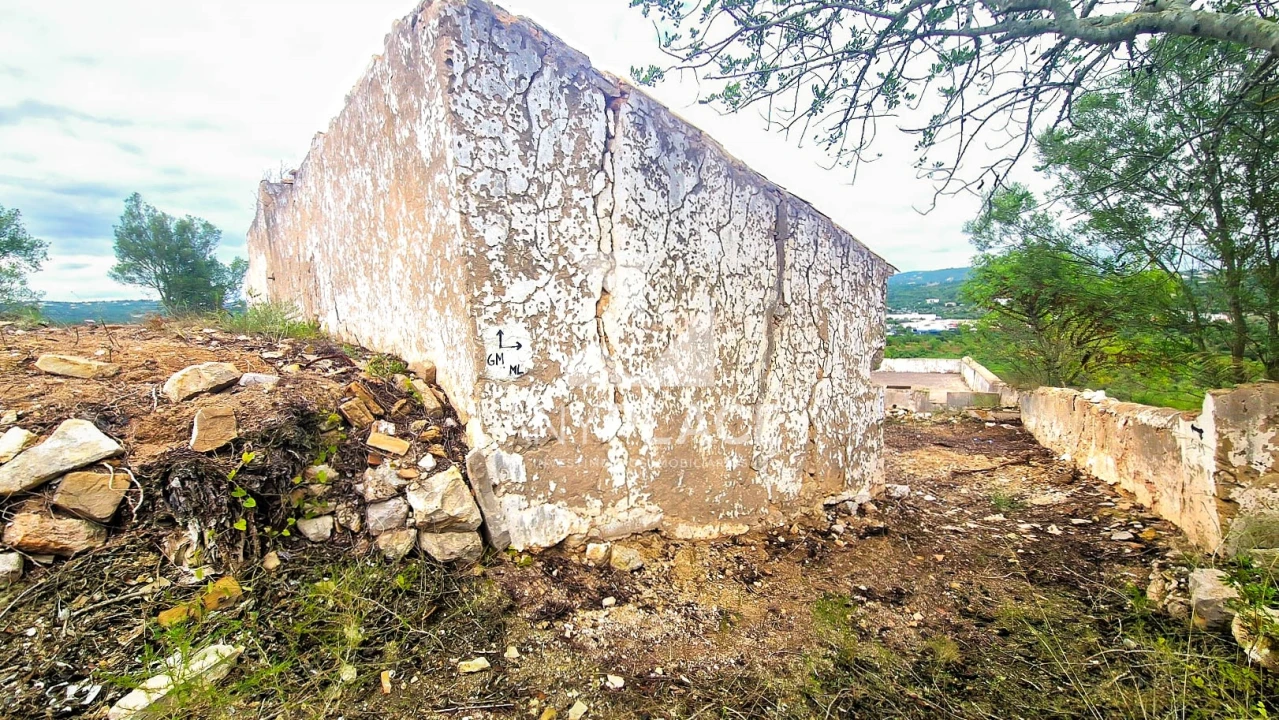 Moradia T0 para Venda em Loule (São Sebastião) Foto 22