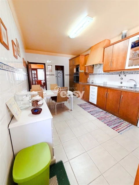 Moradia T5 para Venda em Almeirim