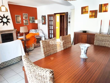 Moradia T5 para Venda em Almeirim