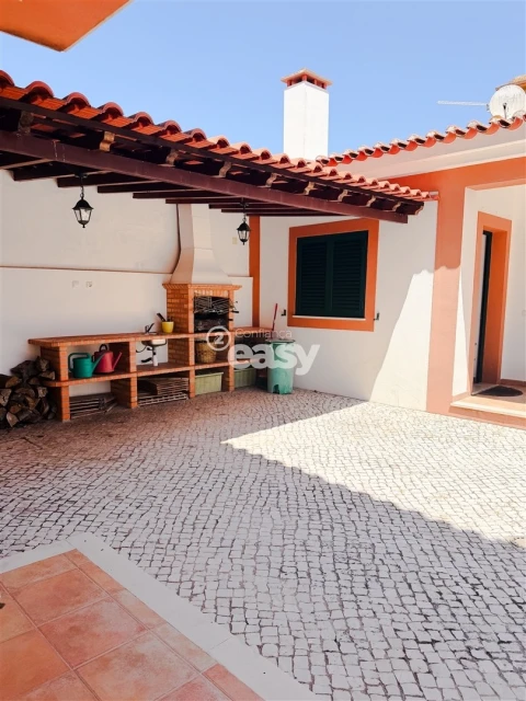 Moradia T5 para Venda em Almeirim