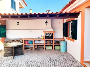 Moradia T5 para Venda em Almeirim