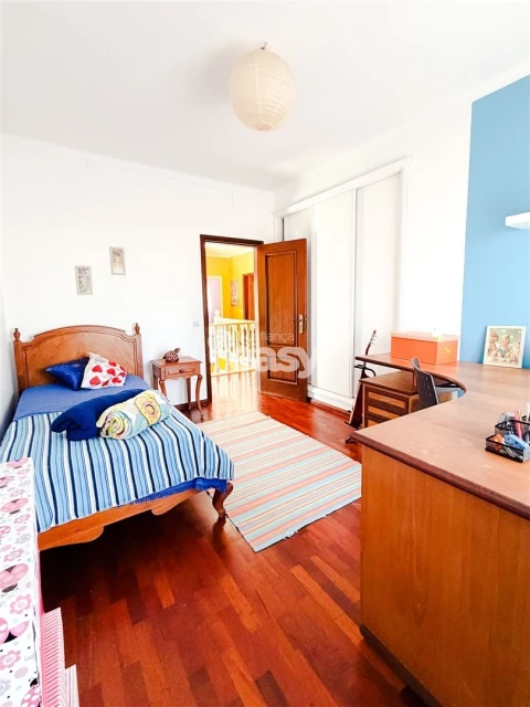Moradia T5 para Venda em Almeirim