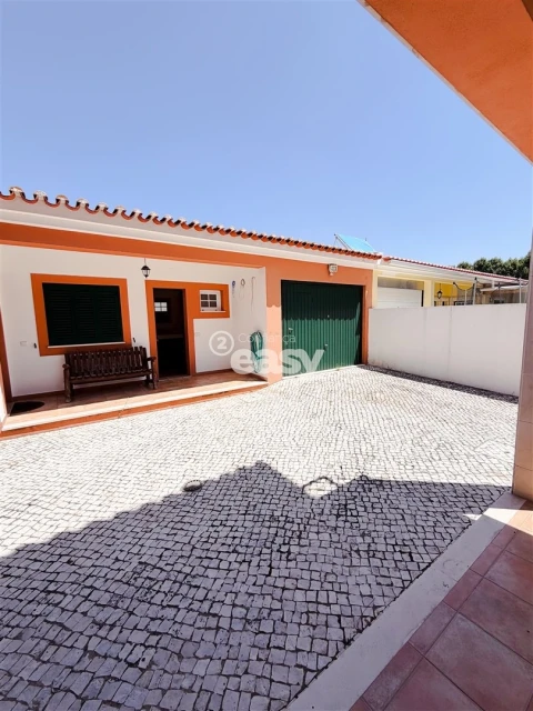 Moradia T5 para Venda em Almeirim
