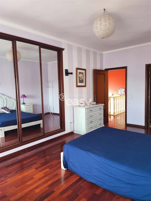Moradia T5 para Venda em Almeirim