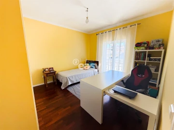 Moradia T5 para Venda em Almeirim