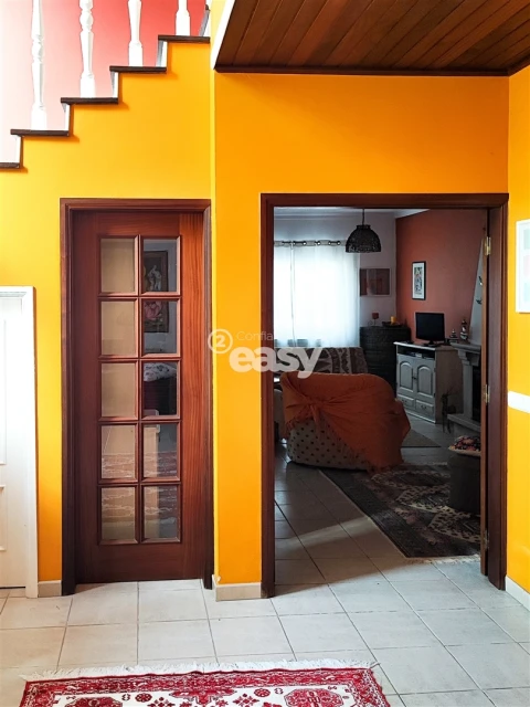 Moradia T5 para Venda em Almeirim