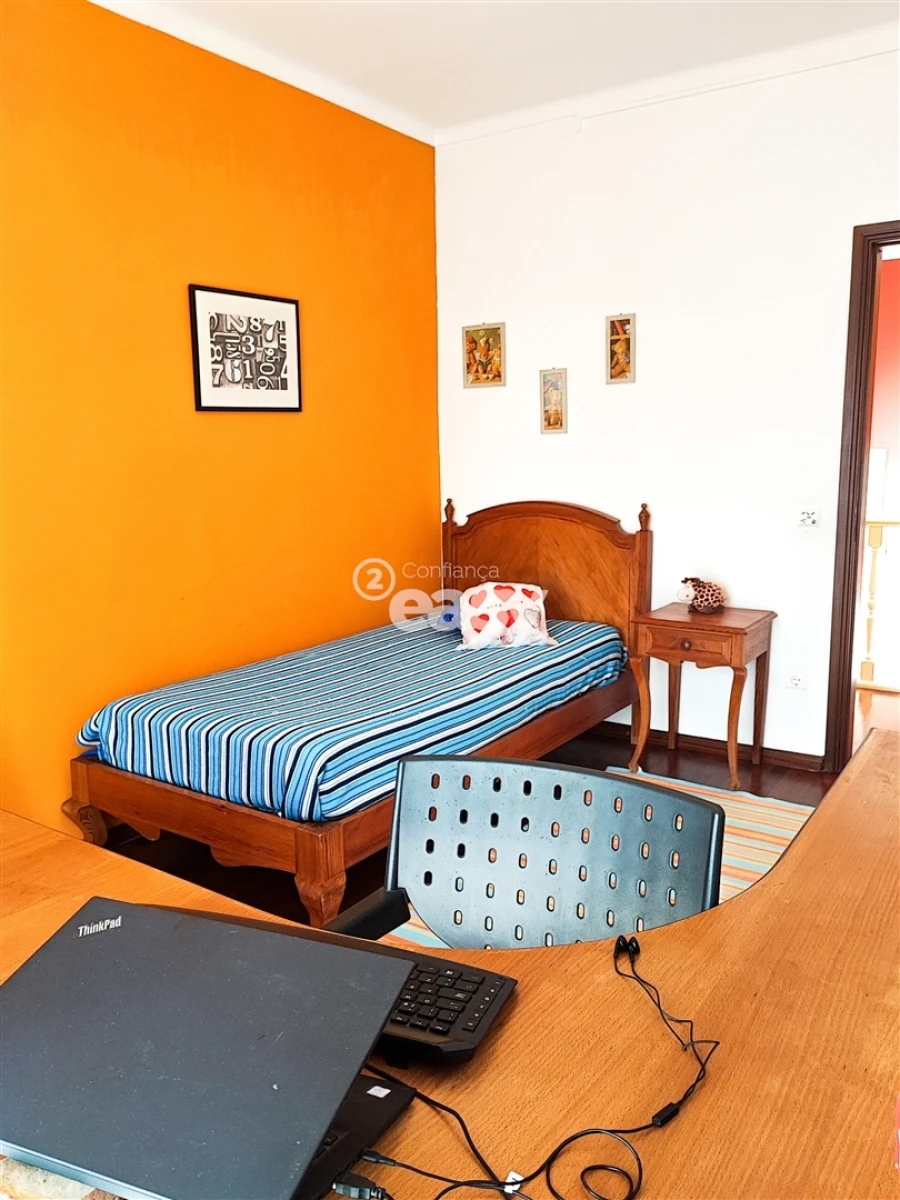 Moradia T5 para Venda em Almeirim Foto 39